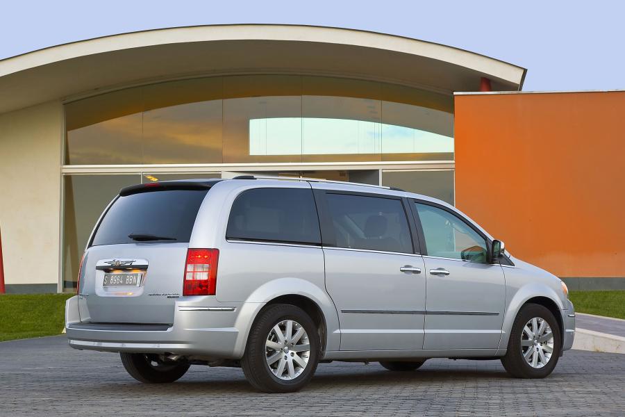  Chrysler Grand Voyager 2008 года  (фото 74 из 108)